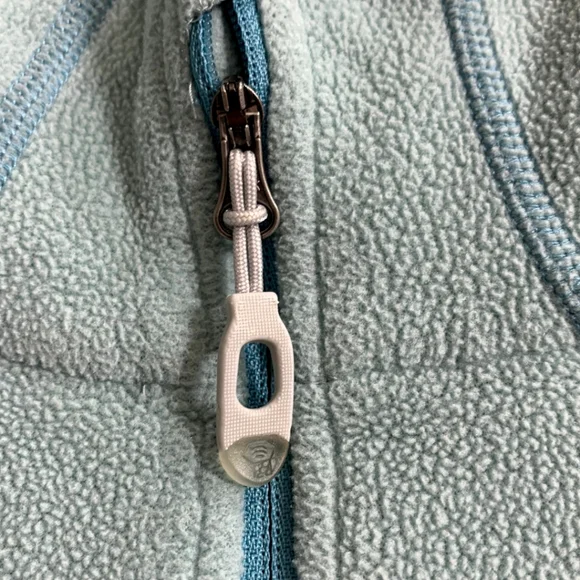 Mountain Hardwear Women's Microchill in Glacial 1/4 Zip Pullover size medium - Picture 7 of 16